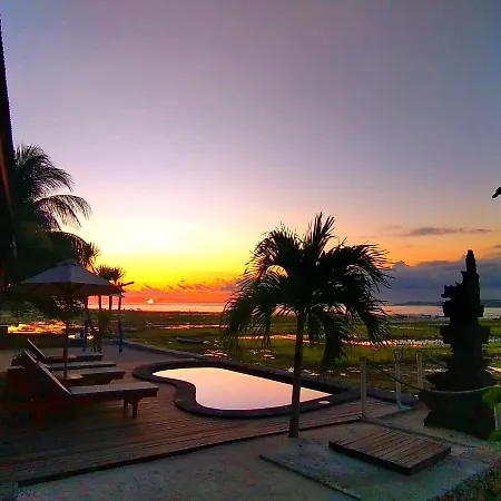 Double'A Beach House